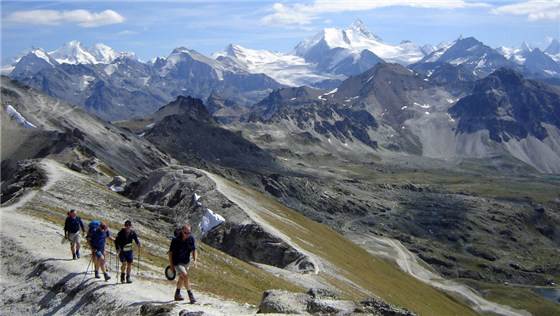 Alpine walking.1 Alpine walking.1
